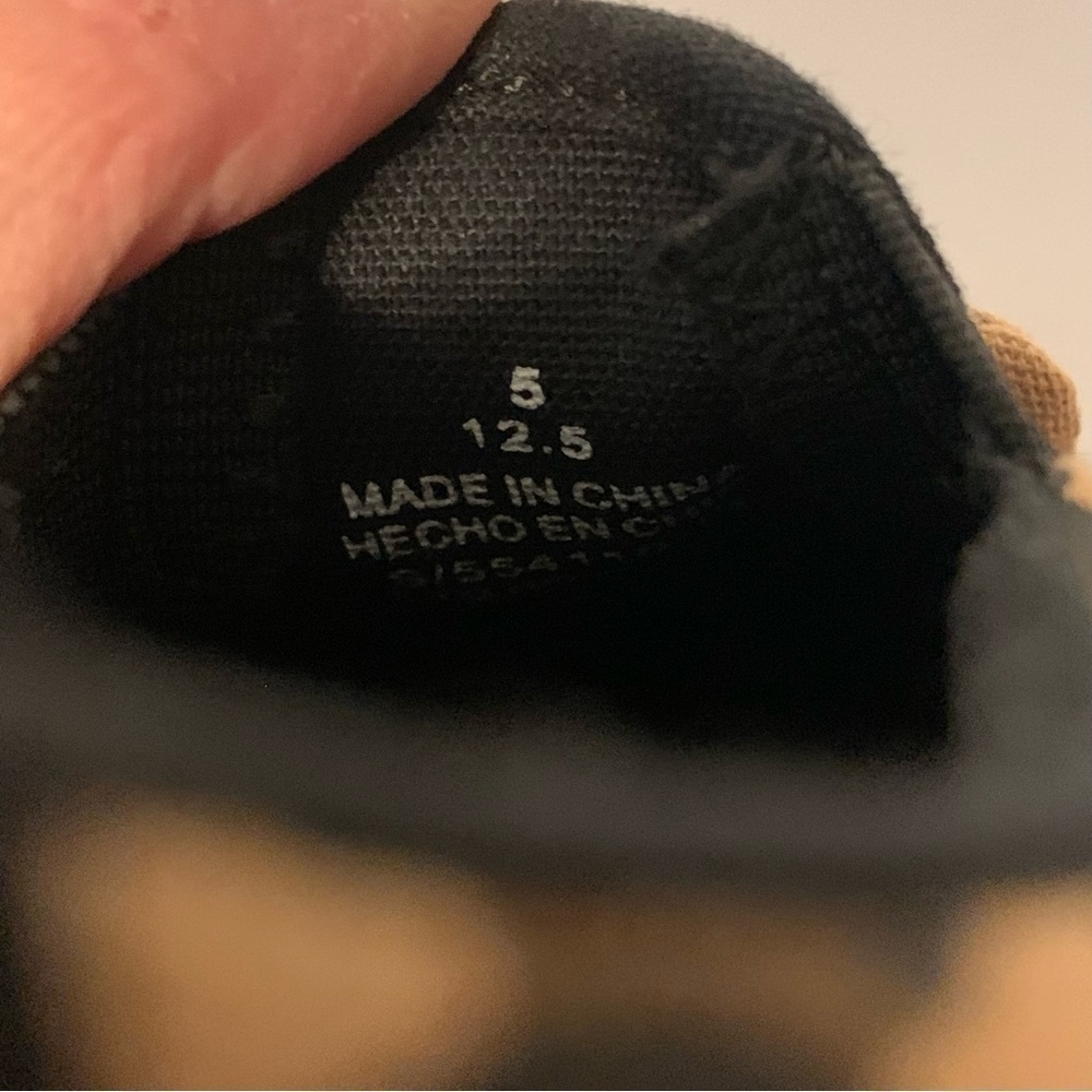 NWOT. OLD NAVY Leopard Print Shoes - Picture 8 of 9